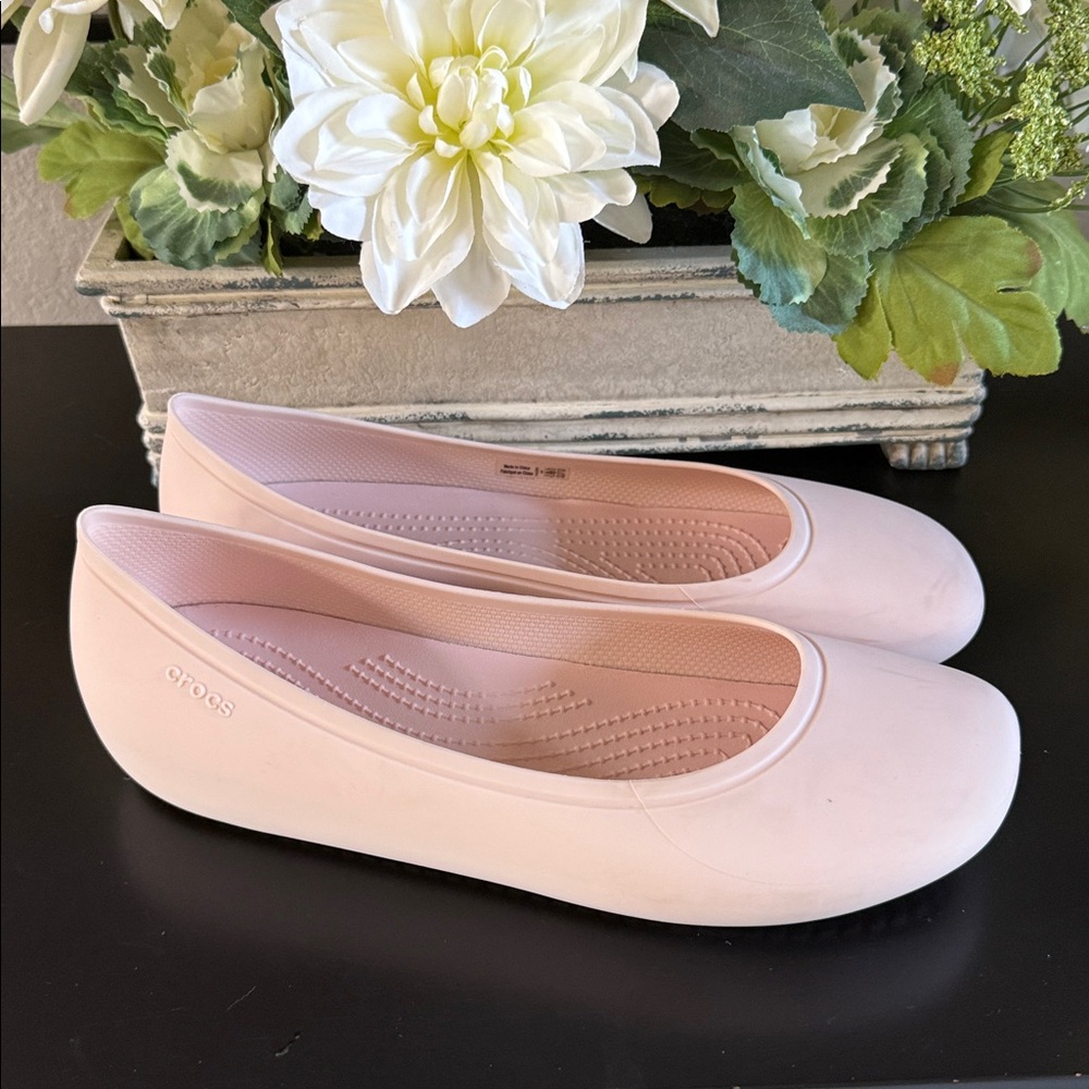 CROCS Women's Ballet Flats in Blush Pink - Picture 2 of 14